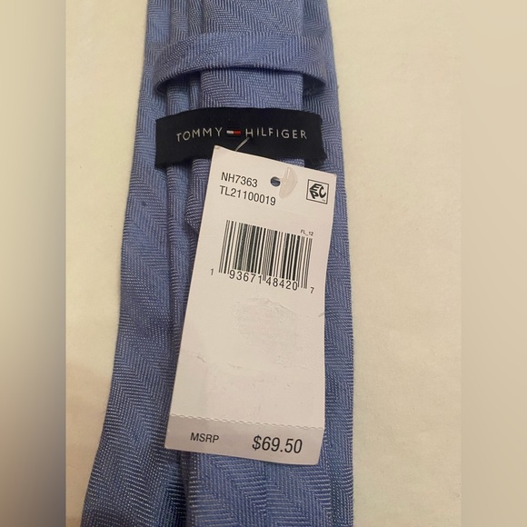 Tommy Hilfiger Men’s Tie Blue NWT - Picture 4 of 5